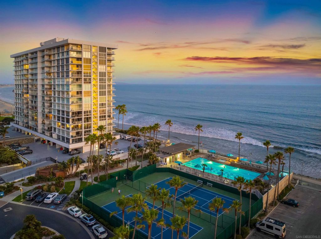 Photo of 1830 Avenida Del Mundo #1112, Coronado, CA 92118 (MLS # 250041778)