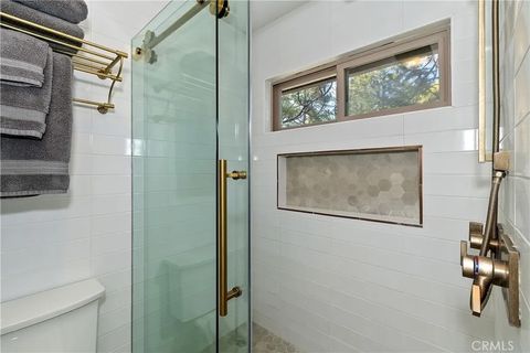 Tiny photo for 39343 Aurora Rd, Big Bear Lake, CA 92315 (MLS # IG25254414)