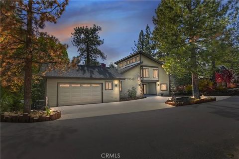 Photo of 39343 Aurora Rd, Big Bear Lake, CA 92315 (MLS # IG25254414)