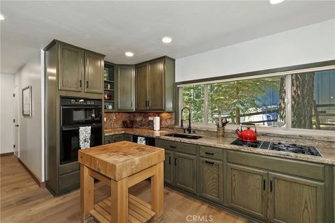 Tiny photo for 39343 Aurora Rd, Big Bear Lake, CA 92315 (MLS # IG25254414)