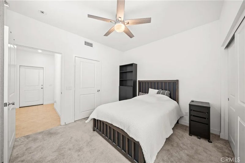 155 W LA PALMA Avenue 2