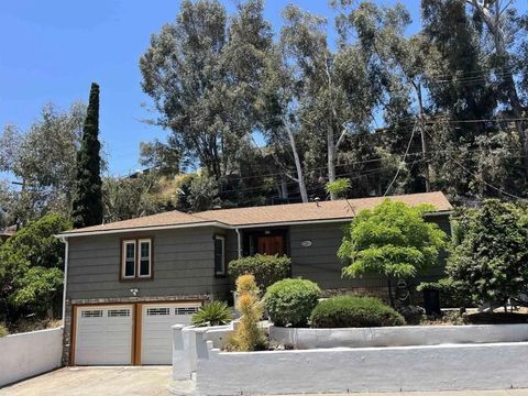 4472 REVILLO Drive San Diego CA 92115