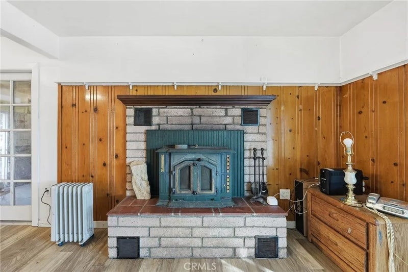 3995 Mullen Avenue