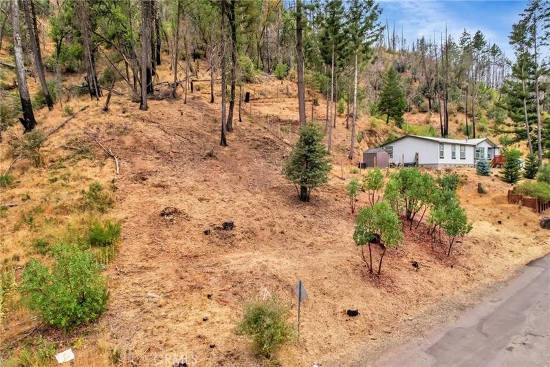 11541 Anderson Springs