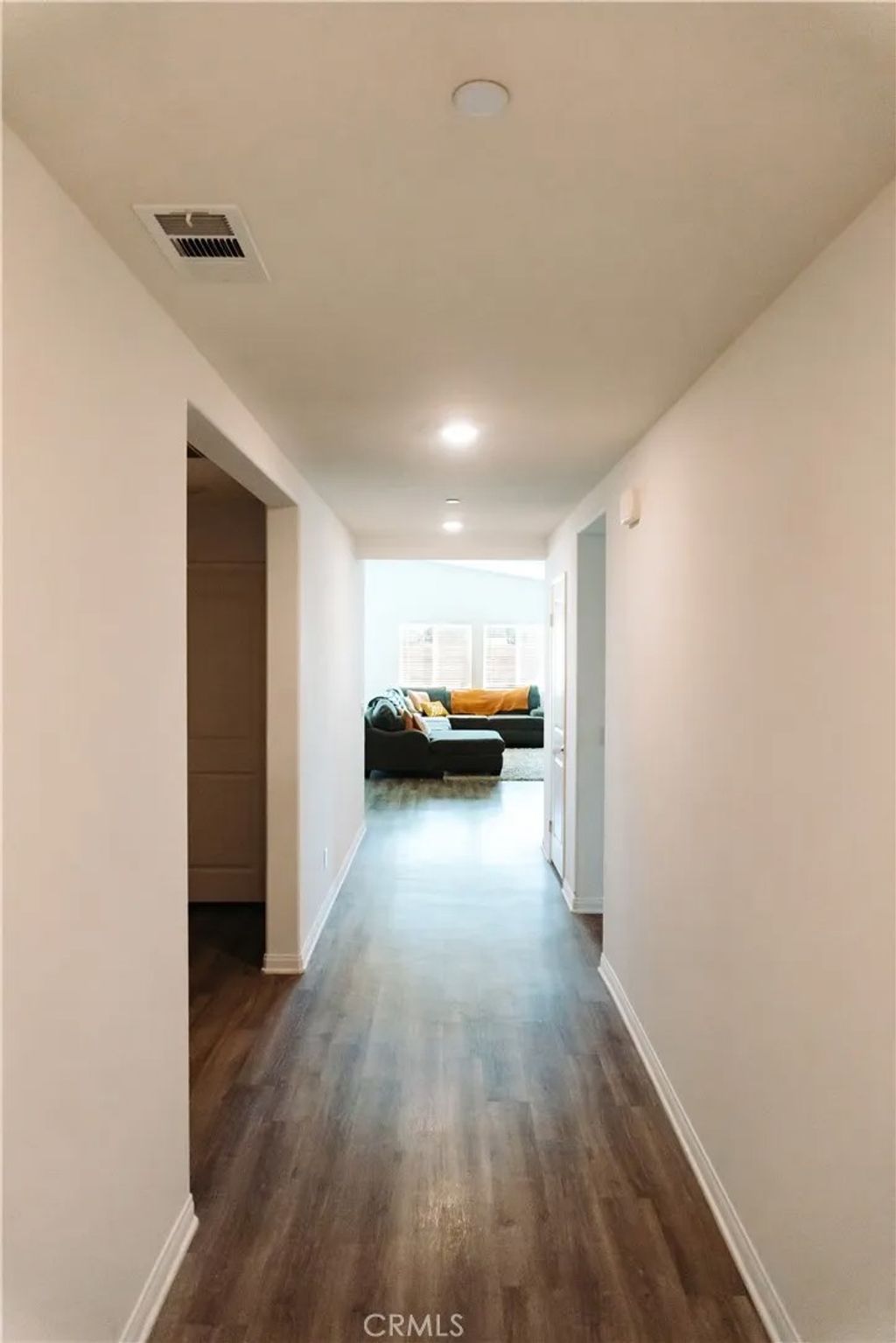 Photo of 1872 Bridle Trail, San Jacinto, CA 92582 (MLS # IV25245139)