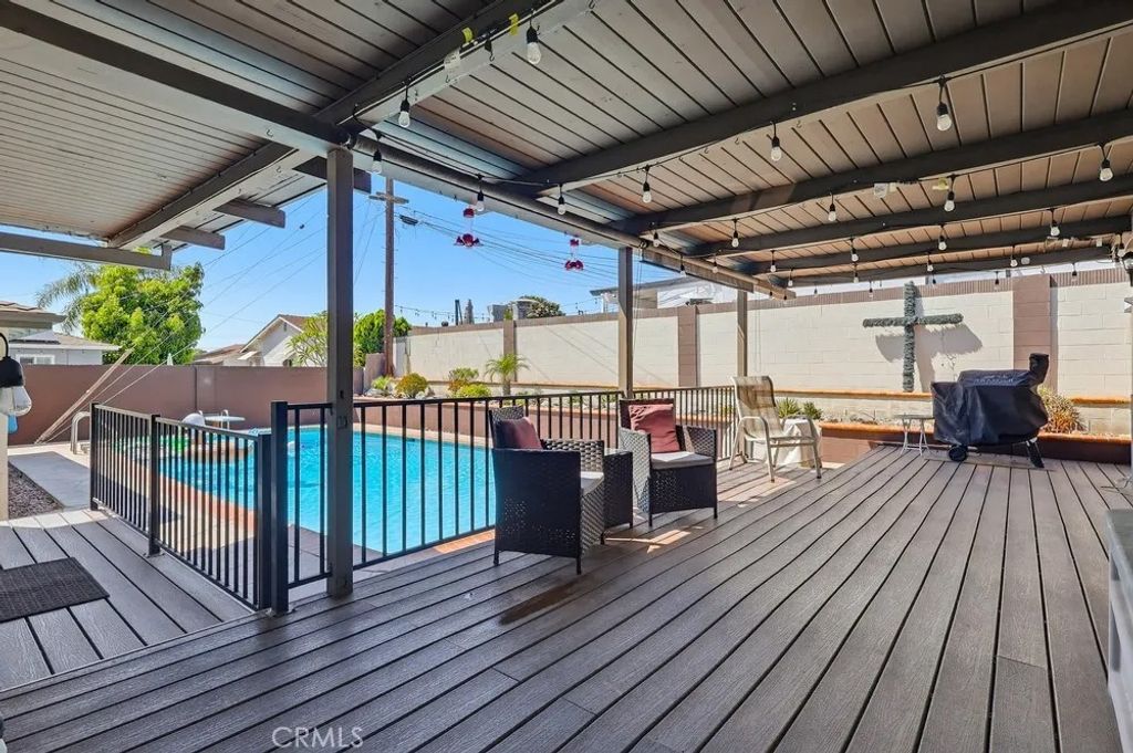 Photo of 11339 1st Avenue, Whittier, CA 90604 (MLS # PW26089395)