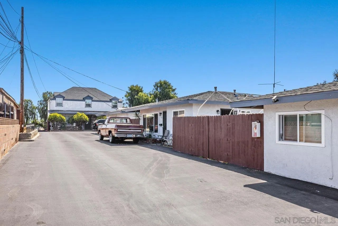 2241-2247 Prospect