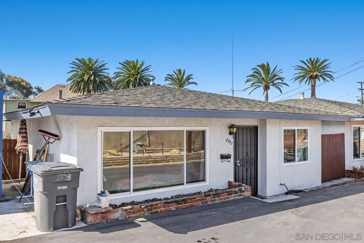 2241-2247 Prospect