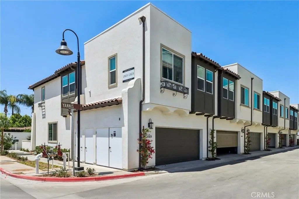 Photo of 1321 Cantada Court, El Cajon, CA 92019 (MLS # OC25216107)