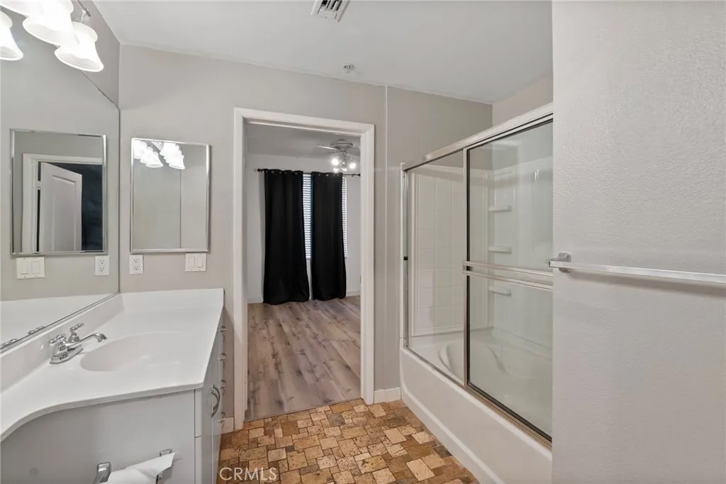 1801 E Katella Avenue 1091