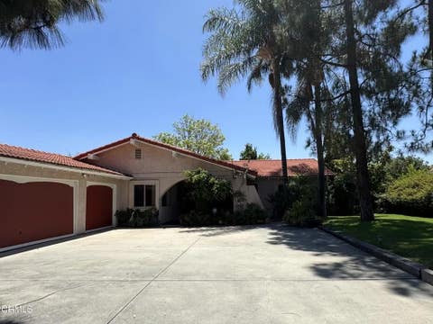 Photo of 910 Claraday Street, Glendora, CA 91740 (MLS # P1-28032)