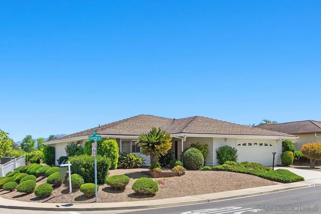 Photo of 12226 Casero Ct, San Diego, CA 92128 (MLS # 260008434)
