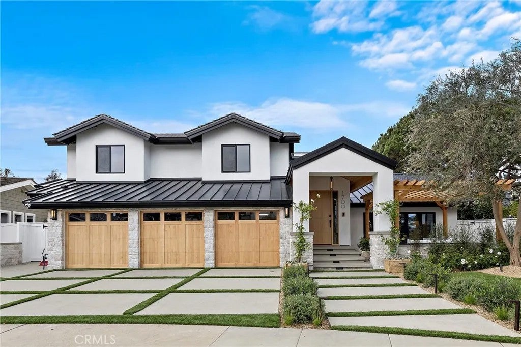 1700 Port Ashley