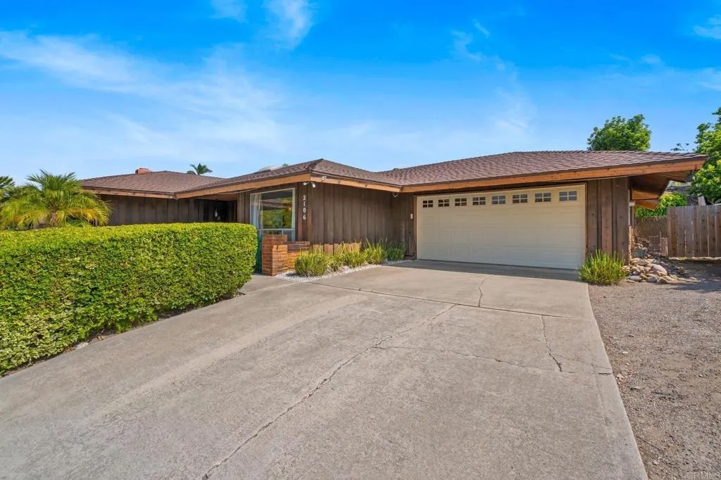 2106 Windmill View Road