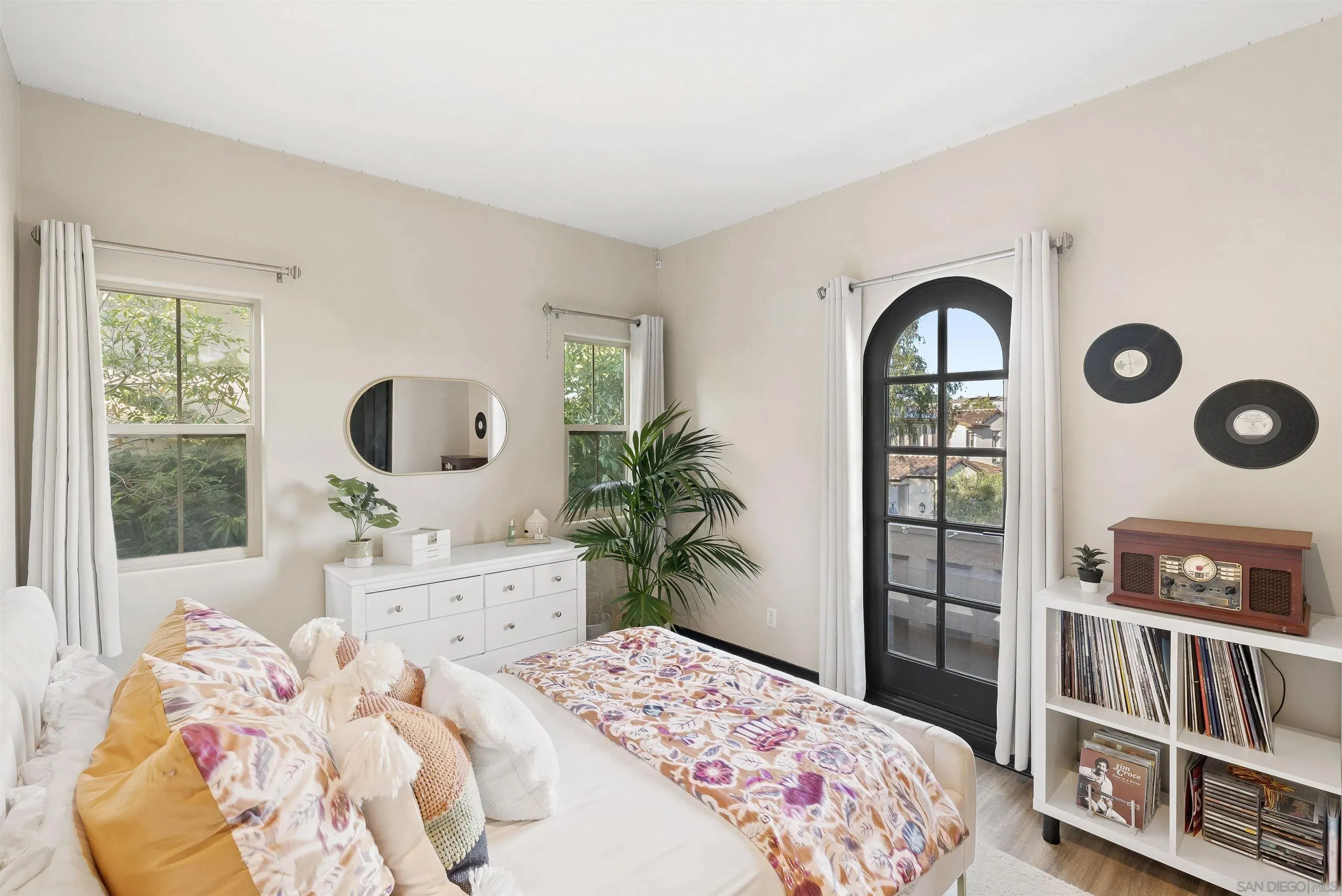 San Diego, California 92127, United States, 4 Bedrooms Bedrooms, ,5 BathroomsBathrooms,Residential,Active,217296