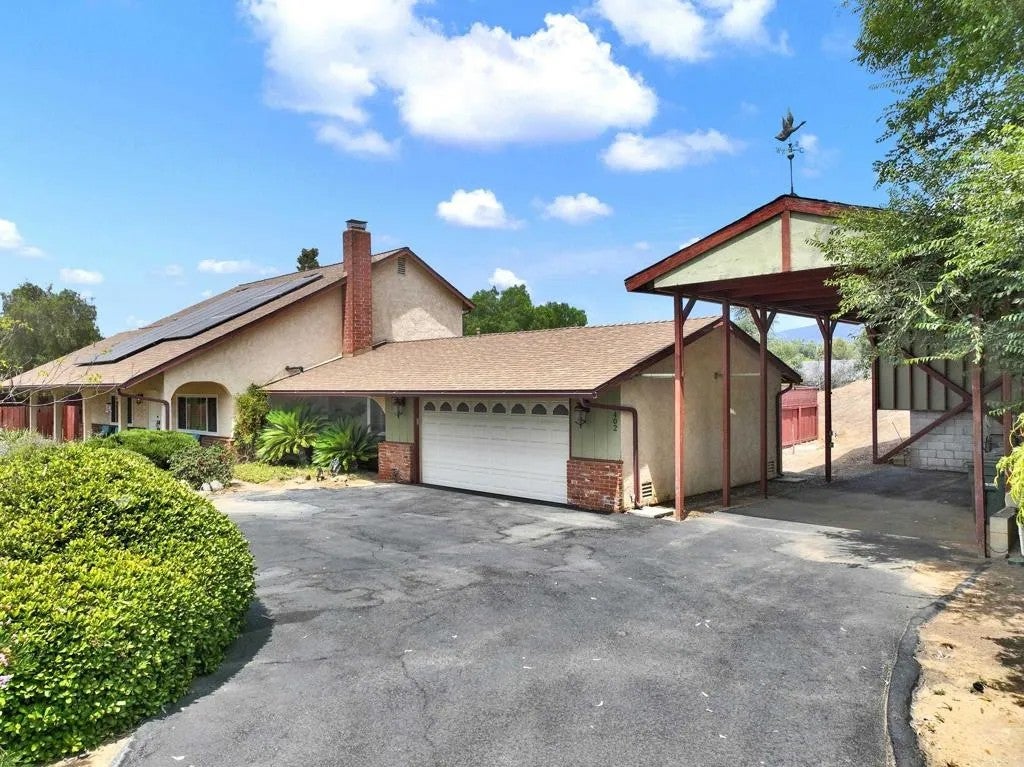1402 Big Red Road
