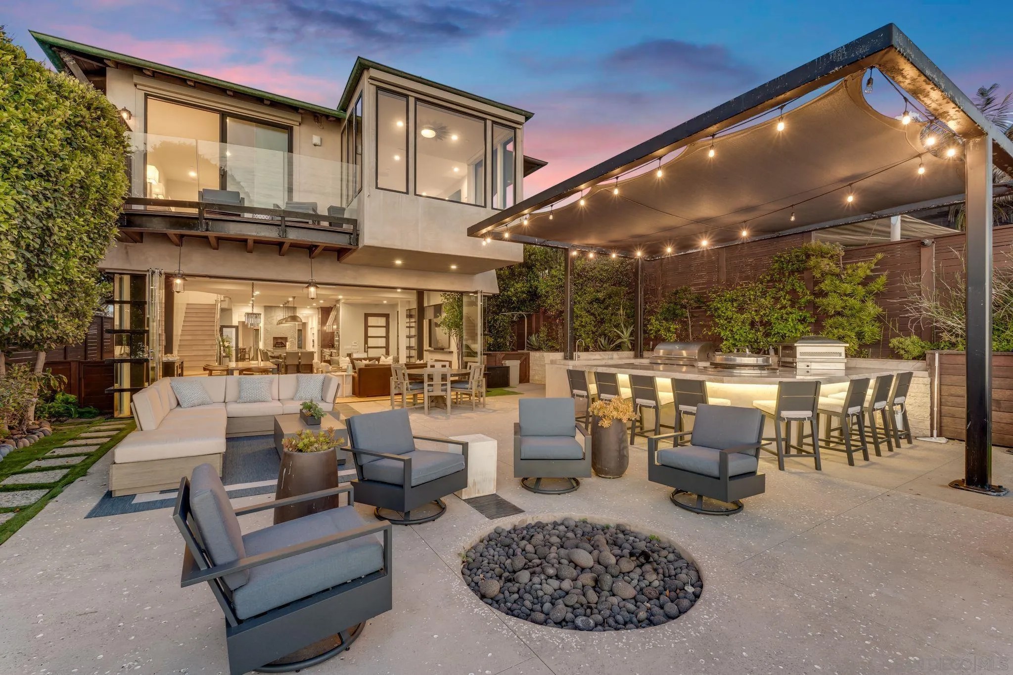 282 Neptune Avenue