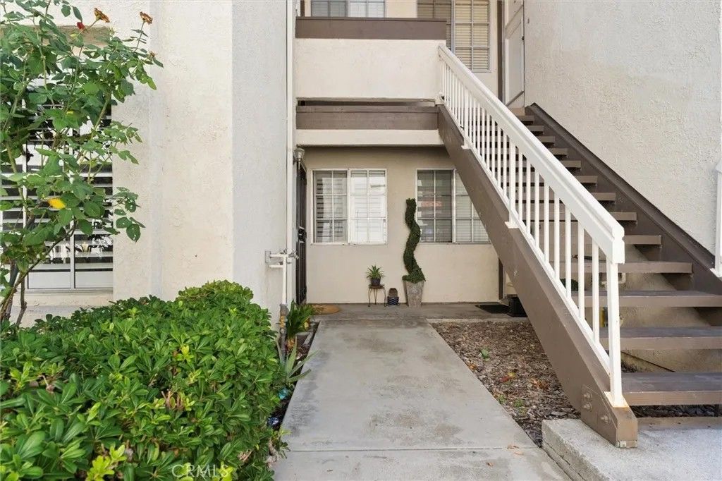Photo of 26156 La Real #C, Mission Viejo, CA 92691 (MLS # OC25242965)
