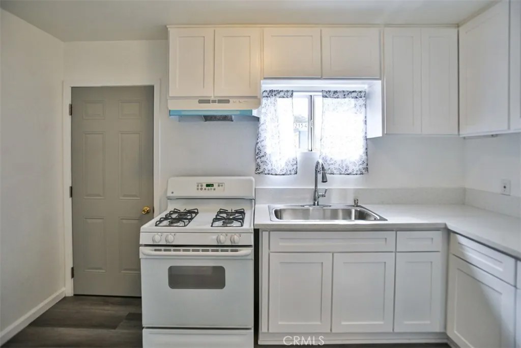 2154 E. 14th St