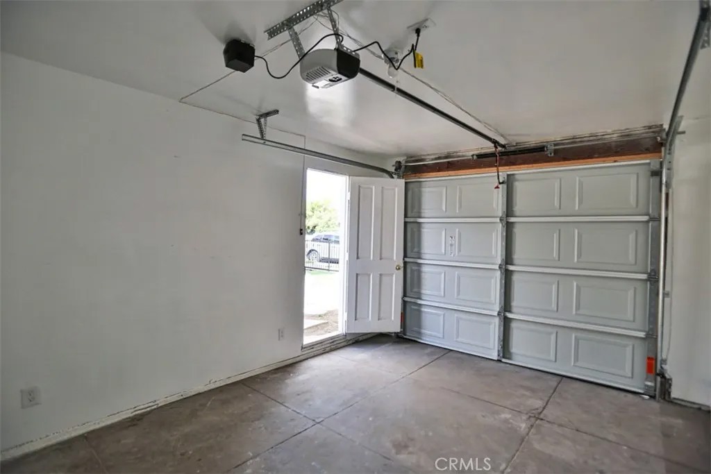 2154 E. 14th St