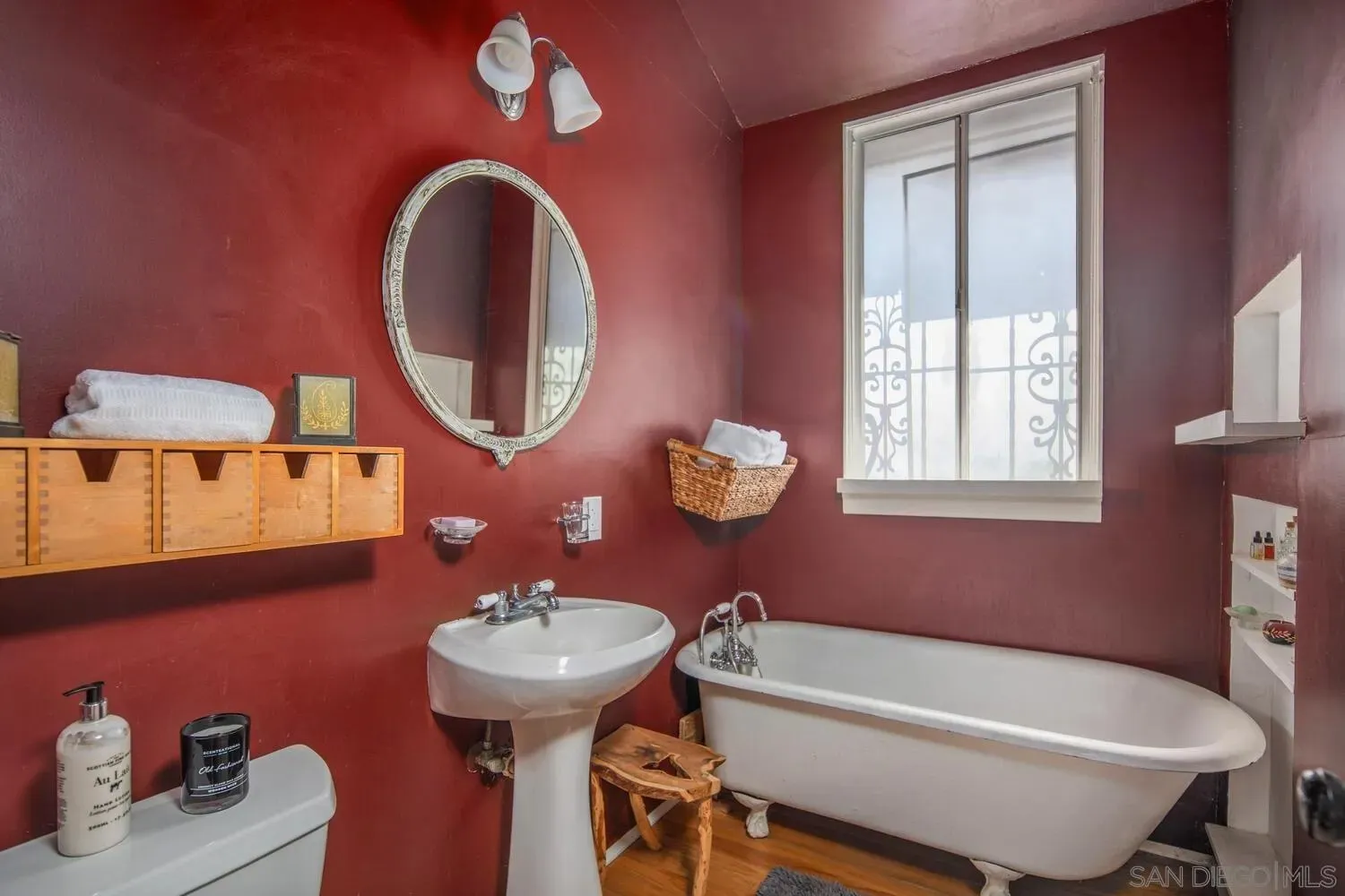 National City, California 91950, United States, 2 Bedrooms Bedrooms, ,1 BathroomBathrooms,Residential,Active,238762