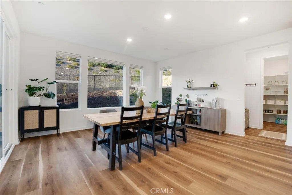 28619 Sunny Ridge Terrace