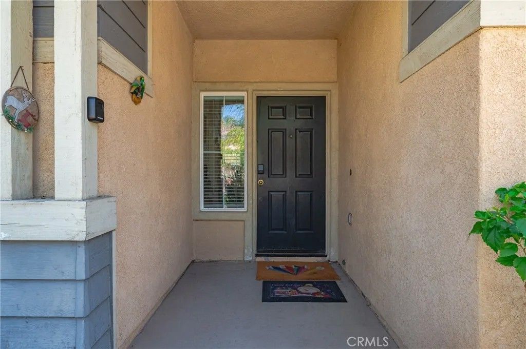 Photo of 22421 Hawthorn Ave, Moreno Valley, CA 92553 (MLS # TR25267990)