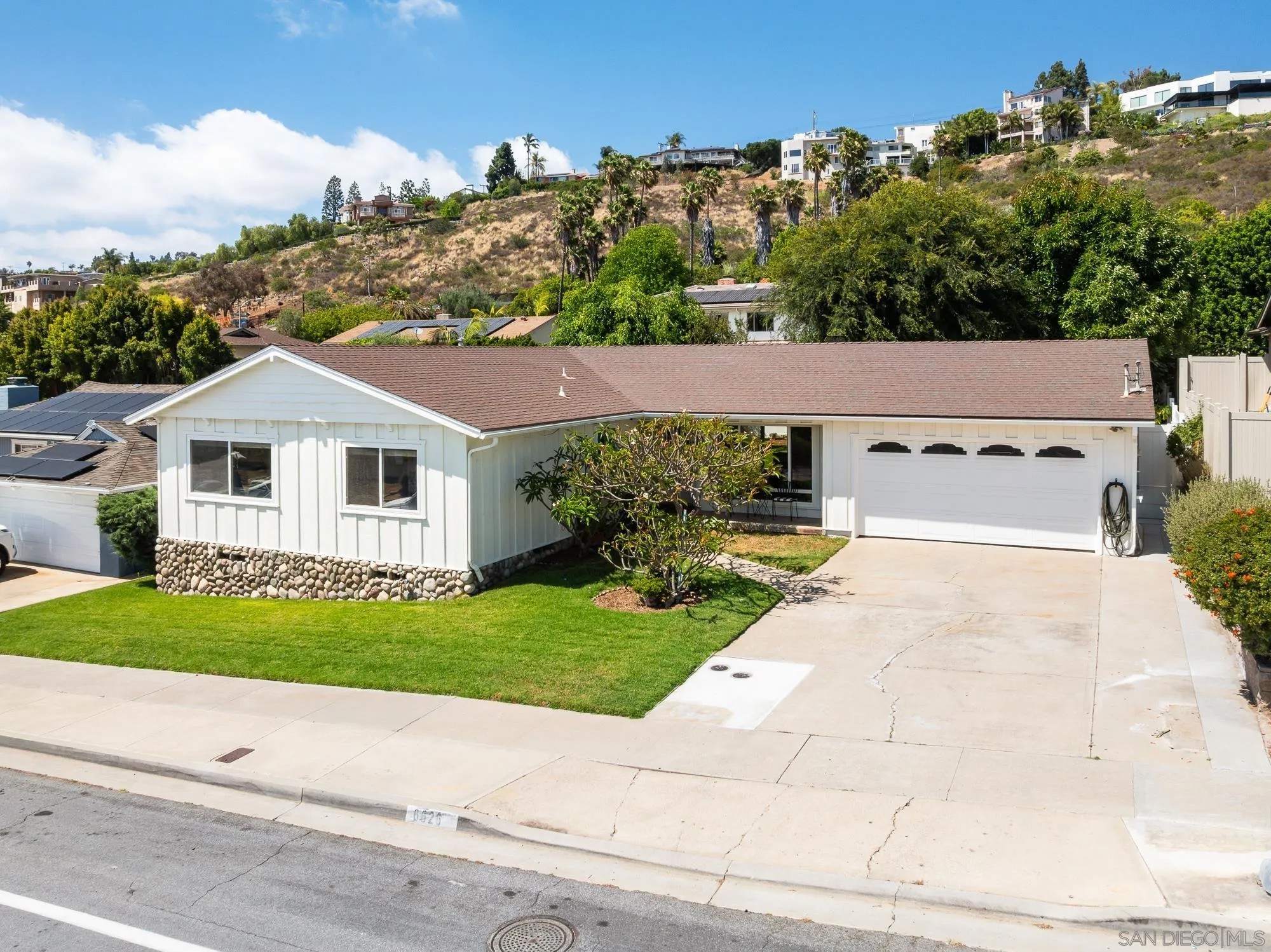 6626 Del Cerro Blvd