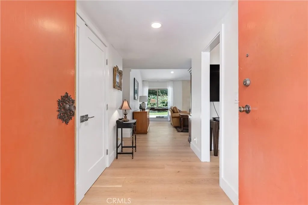7036 Hedgewood
