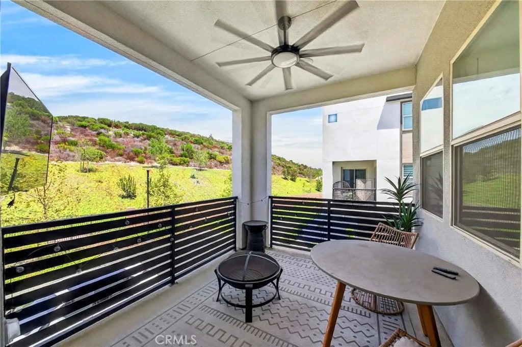 888 Poppy Court