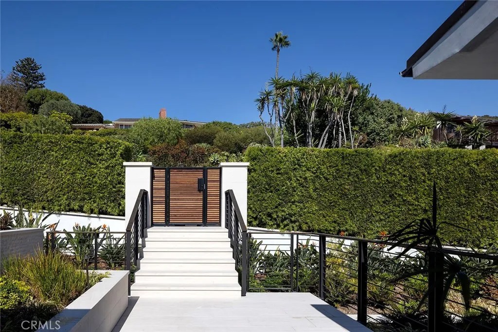 604 Allview Place