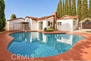 6442 Sunside