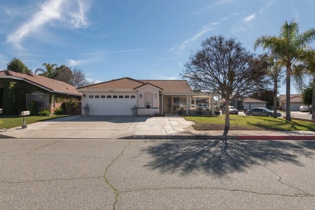 Photo of 2823 Kingsbury, Hemet, CA 92545 (MLS # IV26015477)