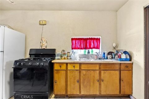 Tiny photo for 345 Combs Ave, Arvin, CA 93203 (MLS # SR25244443)