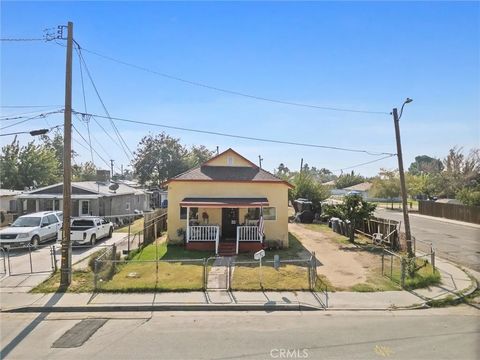 Tiny photo for 345 Combs Ave, Arvin, CA 93203 (MLS # SR25244443)