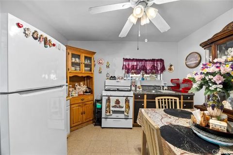 Tiny photo for 345 Combs Ave, Arvin, CA 93203 (MLS # SR25244443)