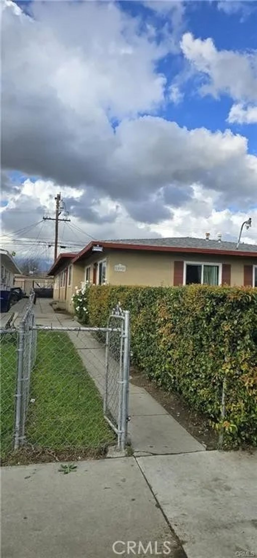 Photo of 1095 E Nocta Street #C, Ontario, CA 91764 (MLS # CV26063627)