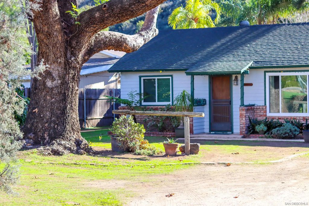 Photo of 14153 Ezra Ln, Poway, CA 92064 (MLS # 250045454)