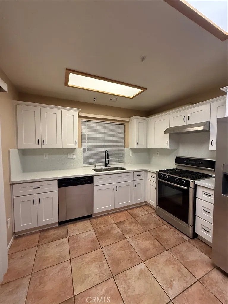 200 River Rock Court