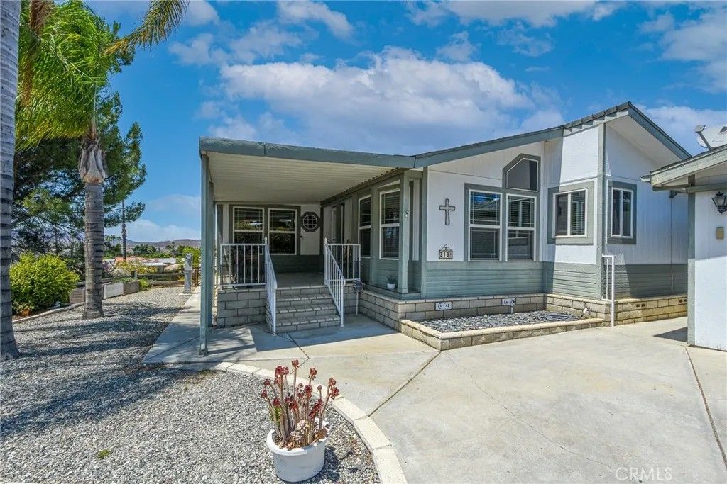 Photo of 1536 S State St #218 B, Hemet, CA 92543 (MLS # SW26084037)