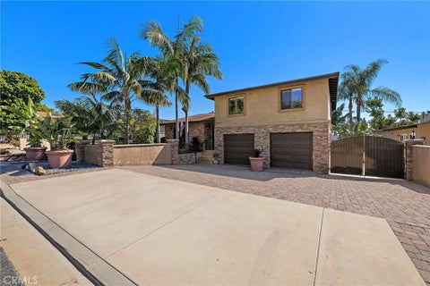 Photo of 34255 Camino El Molino, Dana Point, CA 92624 (MLS # LG26060681)