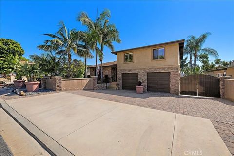 Photo of 34255 Camino El Molino, Dana Point, CA 92624 (MLS # LG26060681)