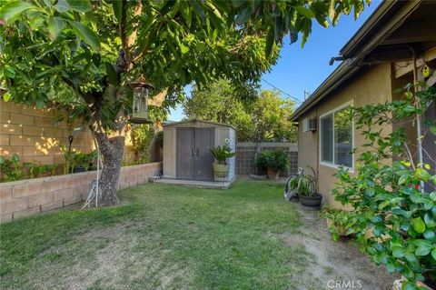 Tiny photo for 10226 Amboy Ave, Pacoima, CA 91331 (MLS # GD25233385)