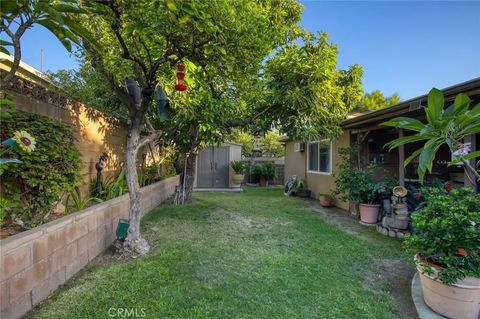 Tiny photo for 10226 Amboy Ave, Pacoima, CA 91331 (MLS # GD25233385)