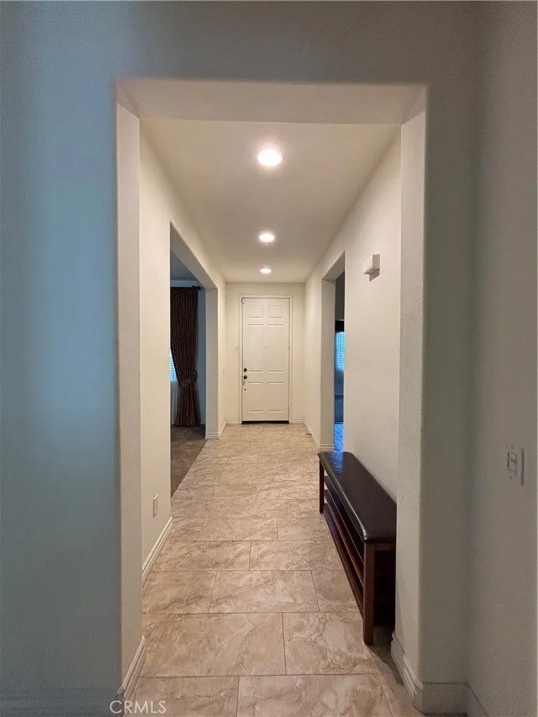 28425 Crispin