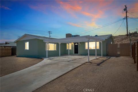 Photo of 530 Kelly Dr, Barstow, CA 92311 (MLS # HD26160259)
