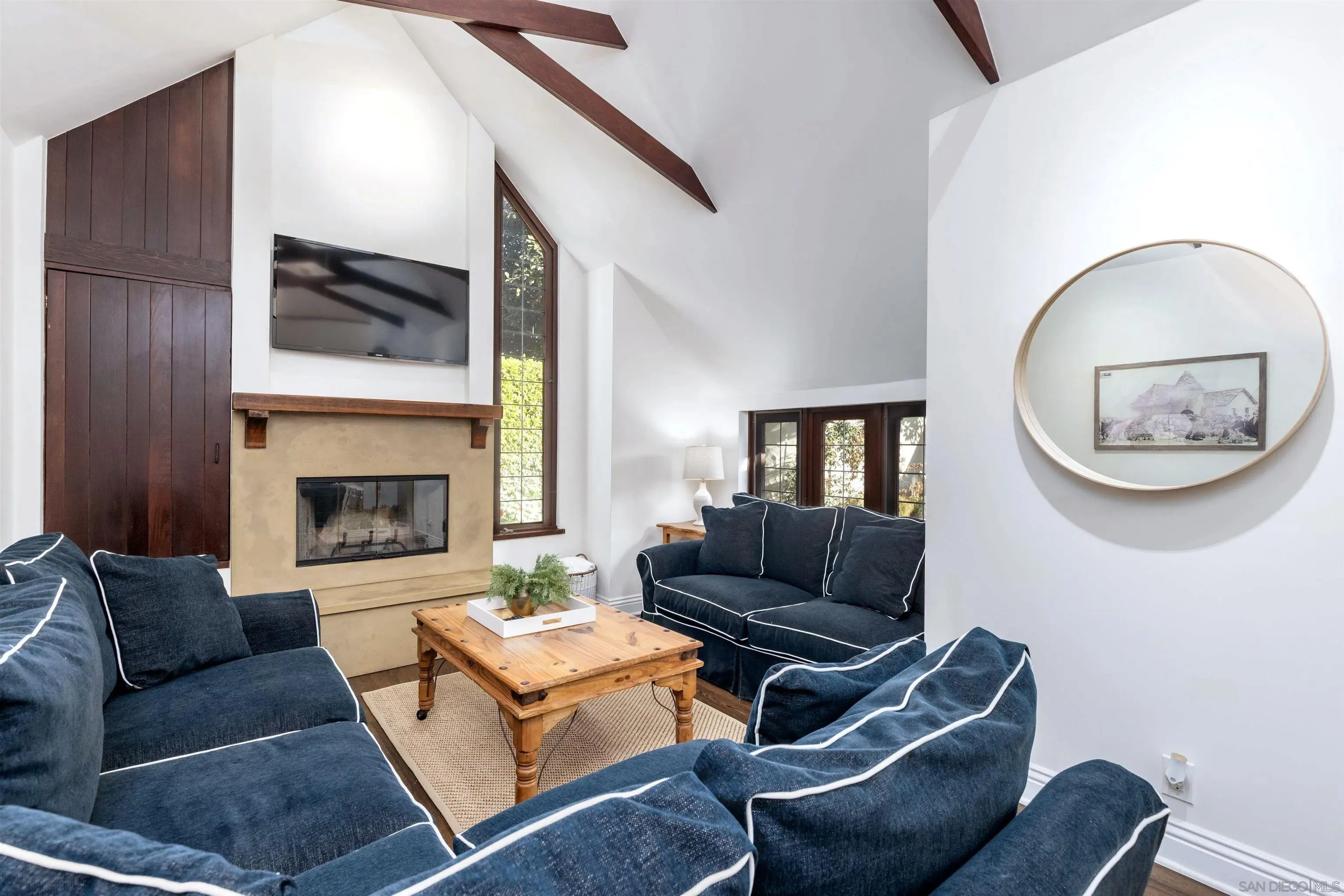 La Jolla, California 92037, United States, 4 Bedrooms Bedrooms, ,3 BathroomsBathrooms,Residential,Active,154690