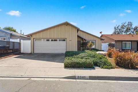 8641 Hydra Lane San Diego CA 92126
