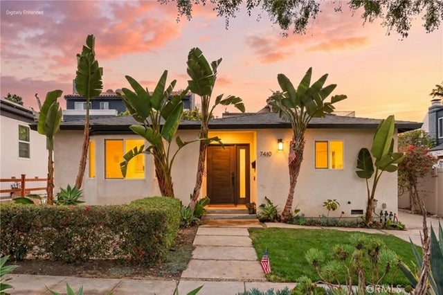 7410 W 85th Street, Los Angeles