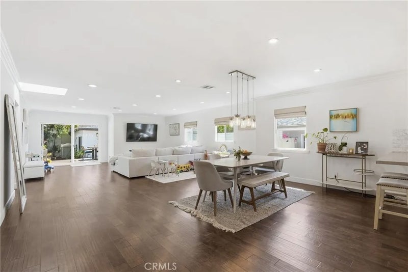 7410 W 85th Street